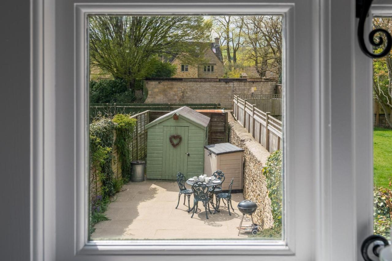 Forsythia Cottage Bourton-on-the-Water Exteriör bild